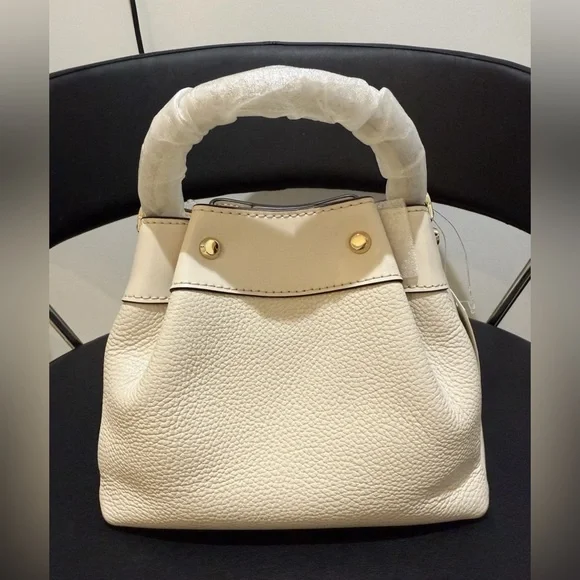 Michael Kors Rosie Small Ring Bucket Shoulder Bag - Picture 4 of 5